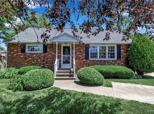 5713 Apollo Dr, Lake View, NY 14085