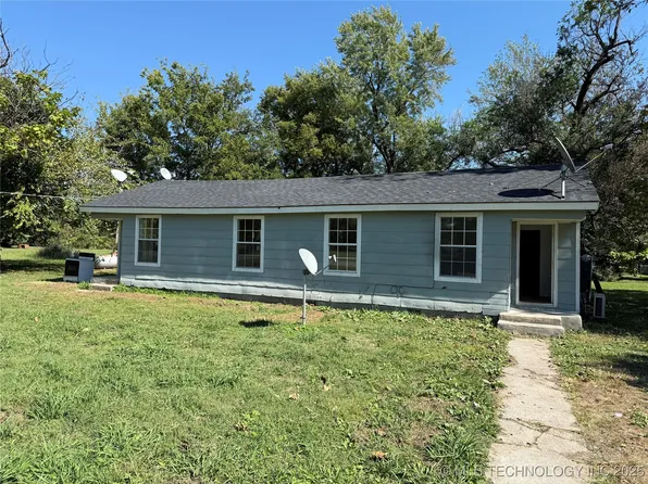 103 N Ross St, Adair, OK 74330