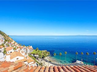 72 Camino De Flores APT 10, Avalon, CA 90704