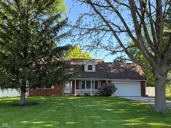 4th image of 604 W Jane Dr