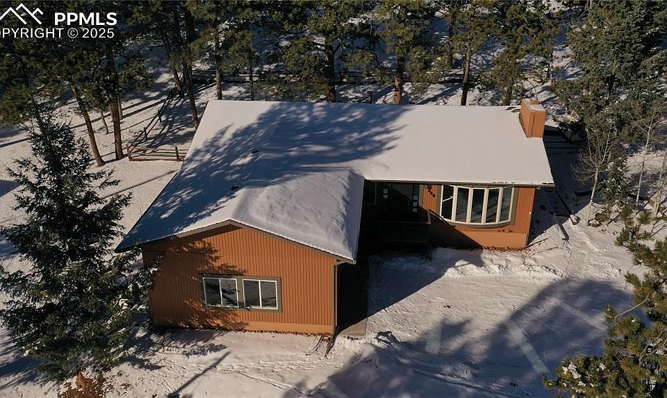 1st image of 440 Timber Ln