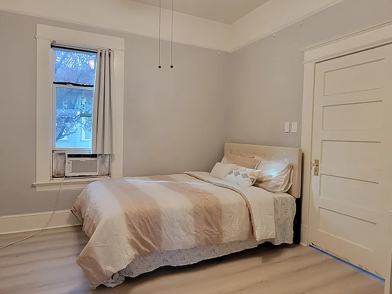1141 Lafayette St — Photo 7