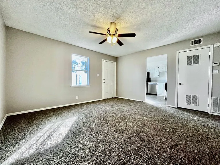 32 Stoneybrook (Sanabel) — Photo 11