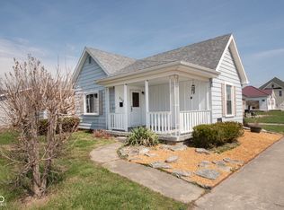 608 E Columbia St, Flora, IN 46929