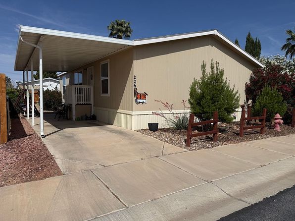 225 Topaz Ln