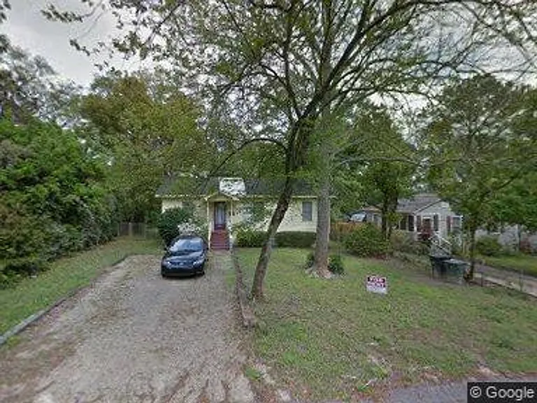 1513 Yancey St — Photo 3