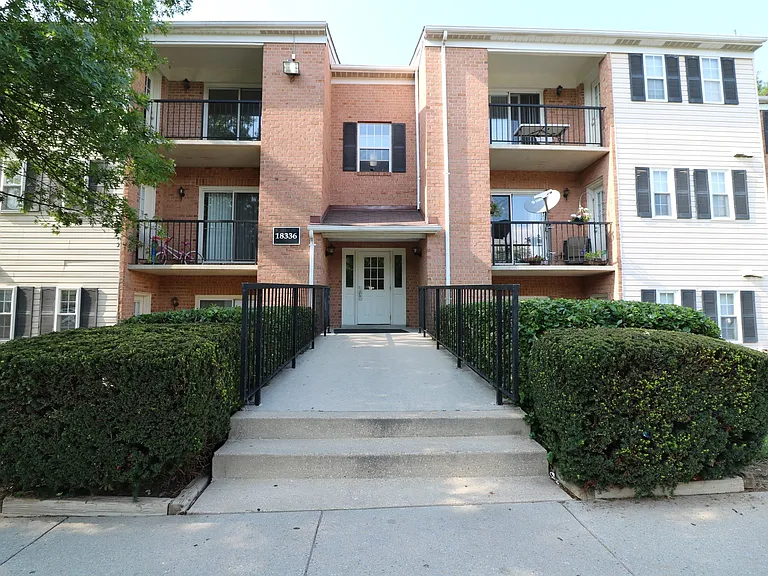 18336 Streamside Dr #204 — Photo 1