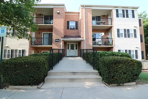 18336 Streamside Dr #204 Photo 1