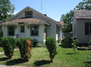 905 W 10th St, Muncie, IN 47302