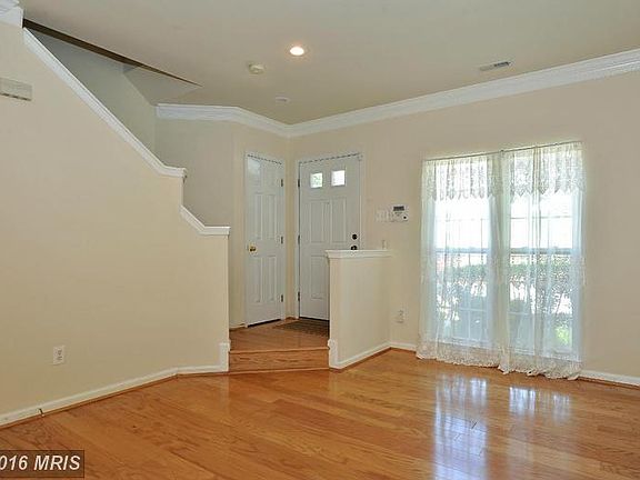 3rd image of 8369 Hunter Murphy Cir
