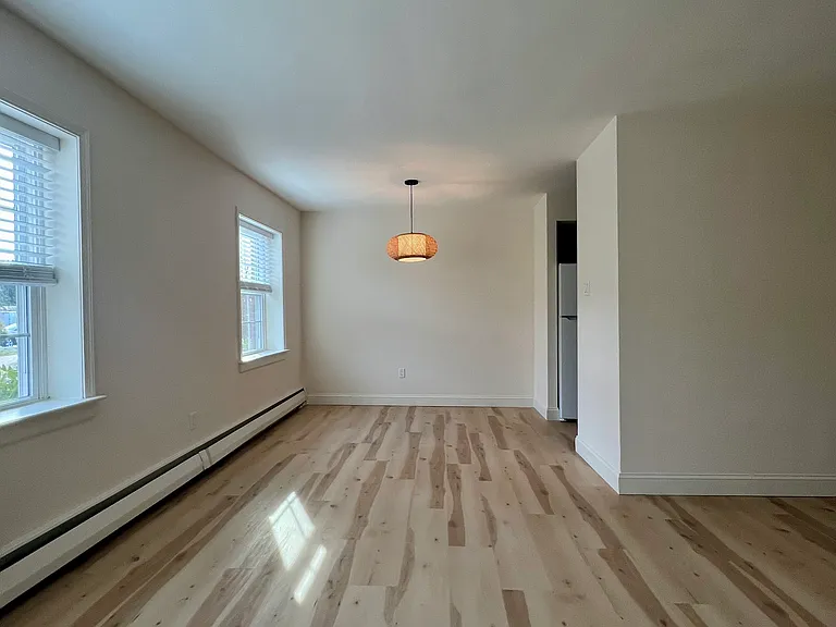 36 W Montgomery Ave #101 — Photo 4