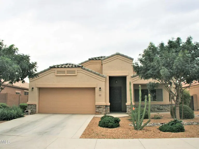 9333 W Oregon Ave — Photo 3