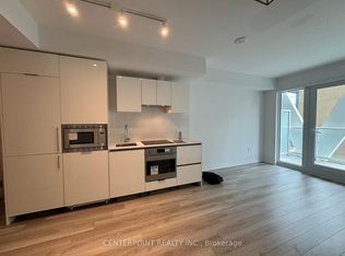 230 Simcoe St #1331, Toronto, ON M5T 0G7