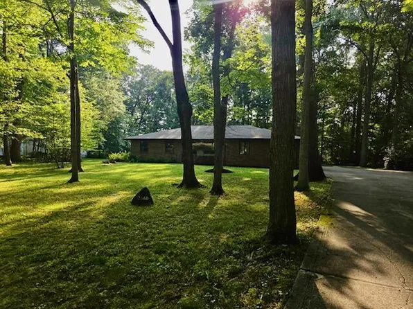 2660 Tally Ho Dr, Blacklick, OH 43004