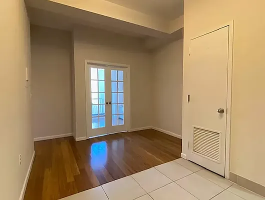 Rented by REAL New York | media 30