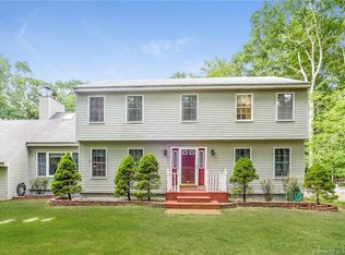 22 Roast Meat Hill Rd, Killingworth, CT 06419