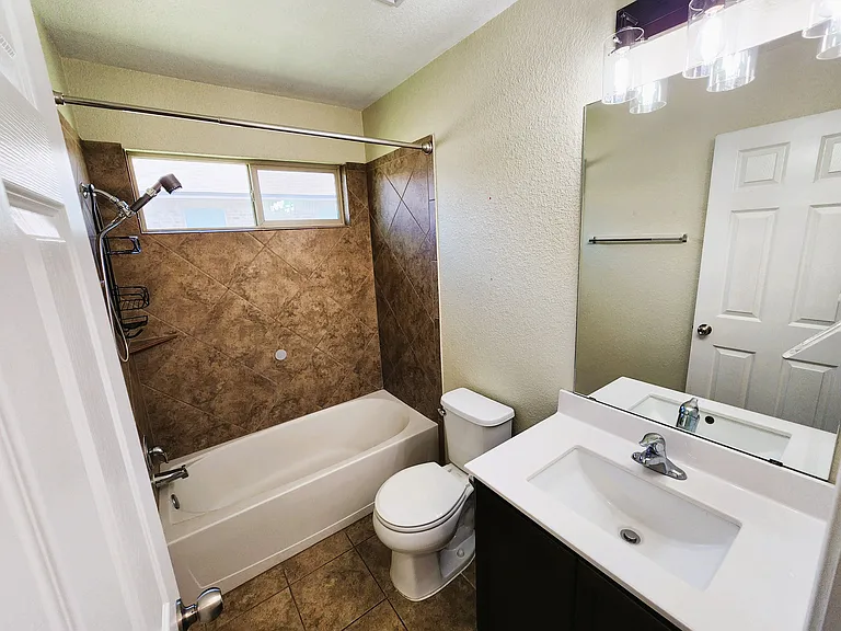 6304 Cool Creek Dr — Photo 12