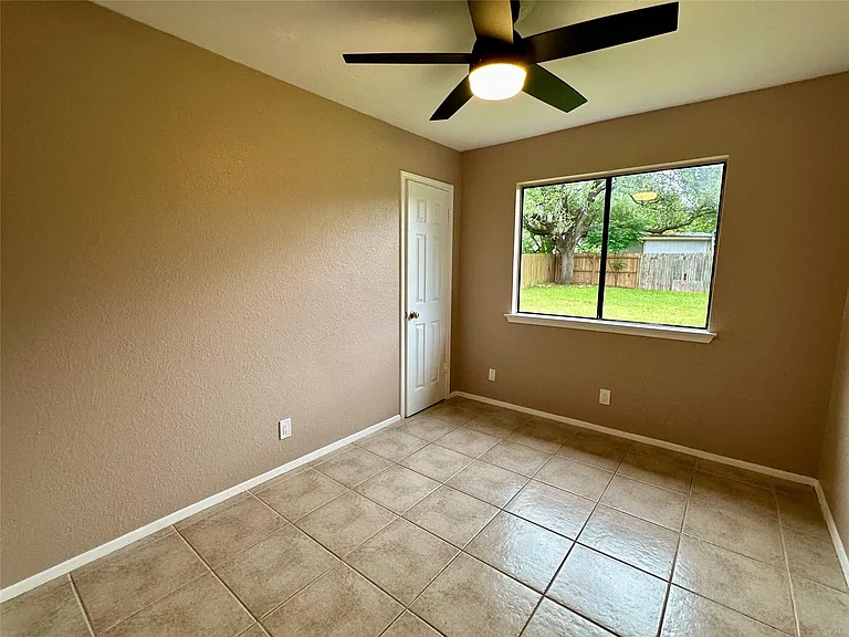709 Brookside Pass — Photo 7