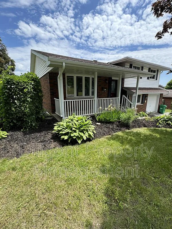 1 bed, 1.0 bath, 132 sqft, $750 — Photo 2