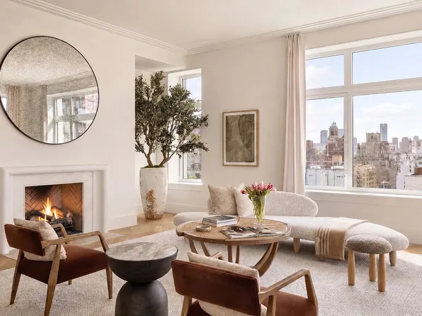 200 E 75th St #Penthouse 1, New York, NY 10021