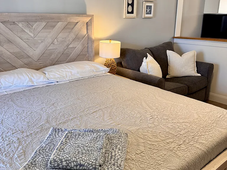6 Sunset Dr #4 — Photo 9