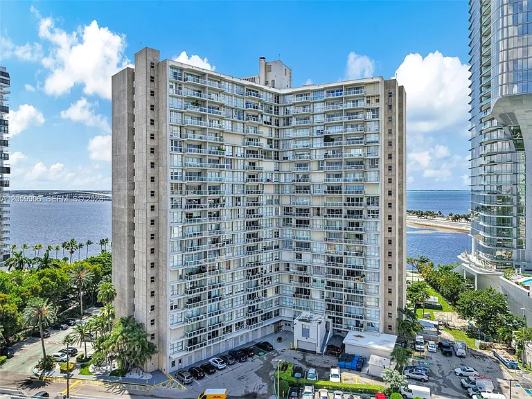 2451 Brickell Ave #5G — Photo 1
