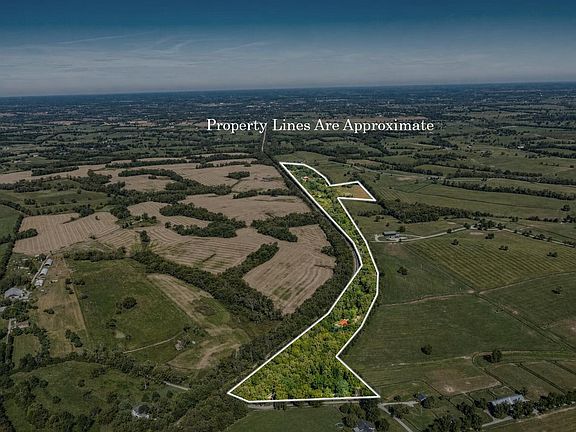 2nd image of 825 Escondida Rd