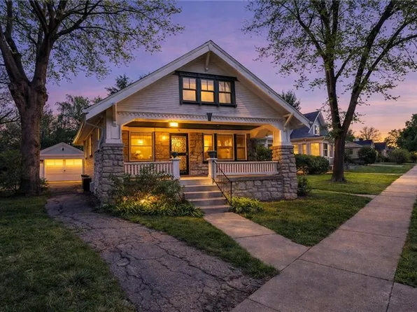 5727 Tracy Ave, Kansas City, MO 64110