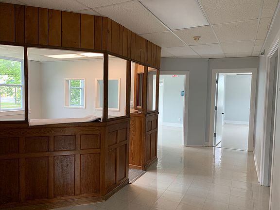 2nd image of 134 McMinnville Hwy #1