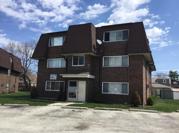 8149 Ogden Ave APT 3S, Lyons, IL 60534