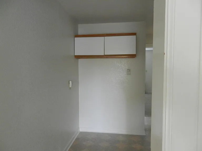 224 Teller Ave — Photo 4