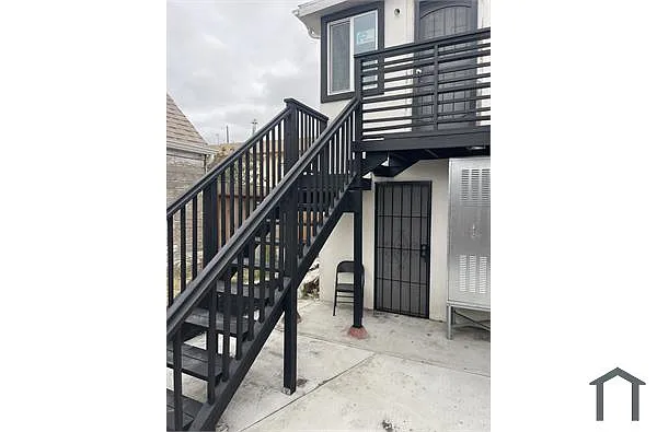Building Photo - 2445 Havenscourt Blvd #A