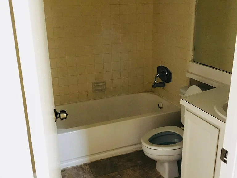 4714 Sutton Ter — Photo 12