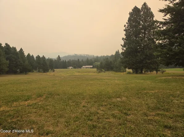 917 Mountain Meadows Rd, Naples, ID 83847