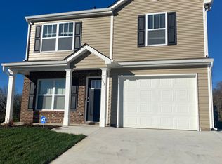 353 Oak Branch Rd, Arden, NC 28704