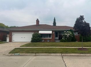 21007 Winkel St, Saint Clair Shores, MI