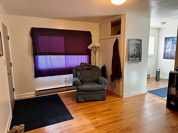 3rd image of 733 Progress St NE #1B-1Ba-825Sqft