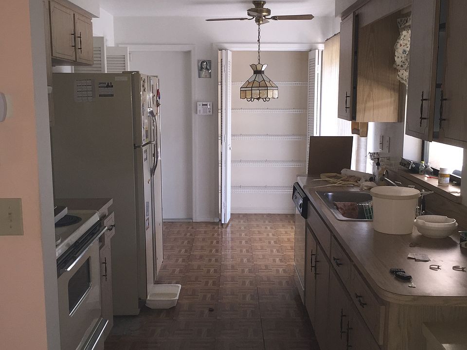 2nd image of 11436 Pike Ave