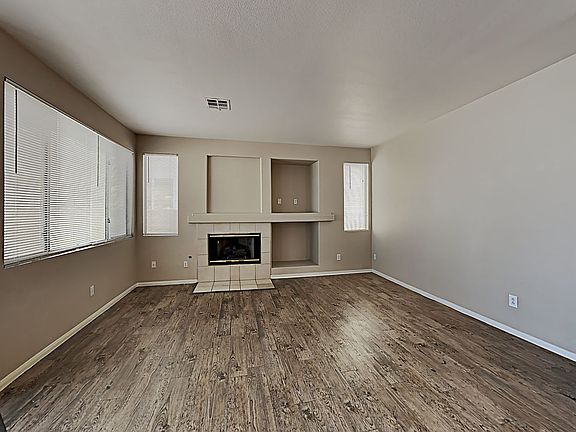 5th image of 1148 Coral Desert Dr