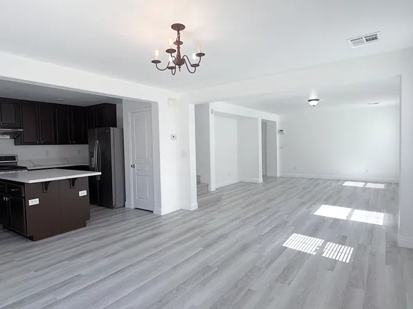 9251 Tonkawa Ave, Las Vegas, NV 89178