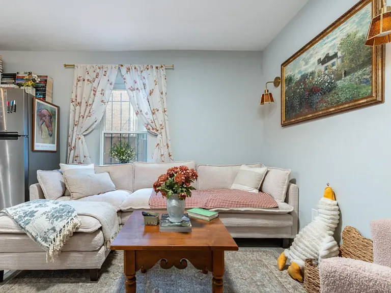 2037 Mount Vernon St #1R — Photo 8