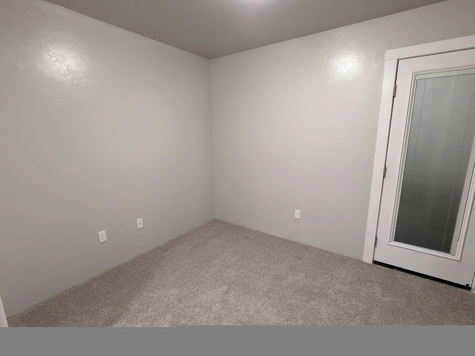 2 bed, 2.5 bath, 1390 sqft, $1,700 — Photo 3