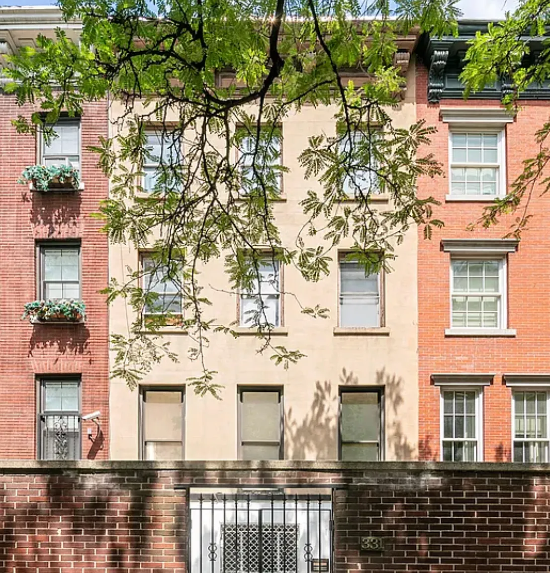 331 East 65th Street — Photo 2