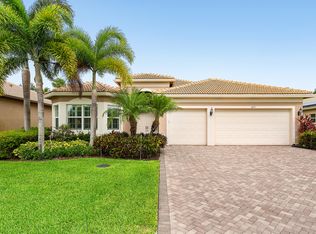 8271 Green Mountain Rd, Boynton Beach, FL 33473