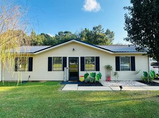 102 Valley Crest Dr, Dothan, AL 36301