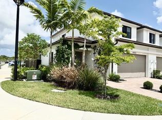 12025 SW 83rd Pl, Miami, FL 33156