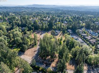 13560 Goodall Rd #8, Lake Oswego, OR 97034