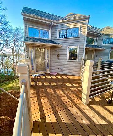 4th image of 14616 Waterside Dr