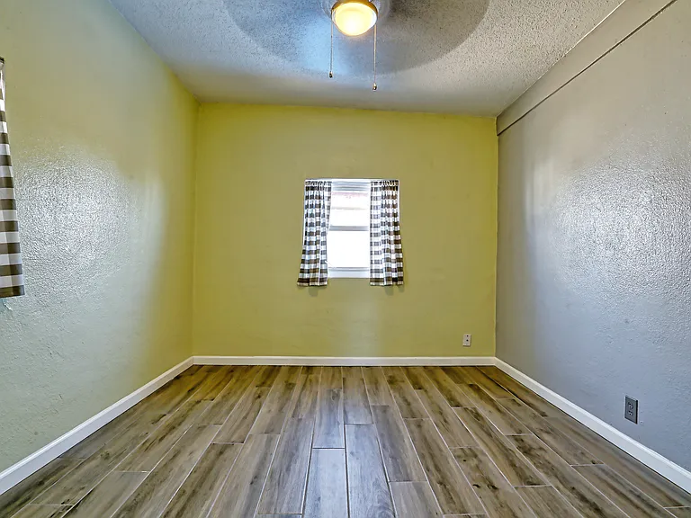 3900 Bliss Ave — Photo 13