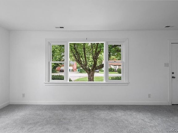 3rd image of 2505 Carlisle Ave